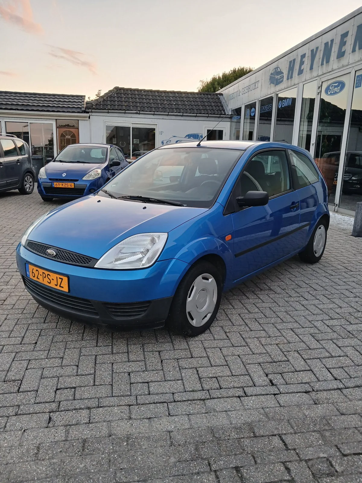 Ford Fiesta (2004) — foto 1