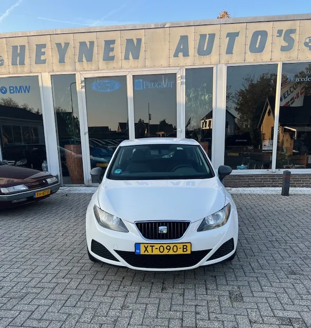 SEAT Ibiza (2011) — foto 1
