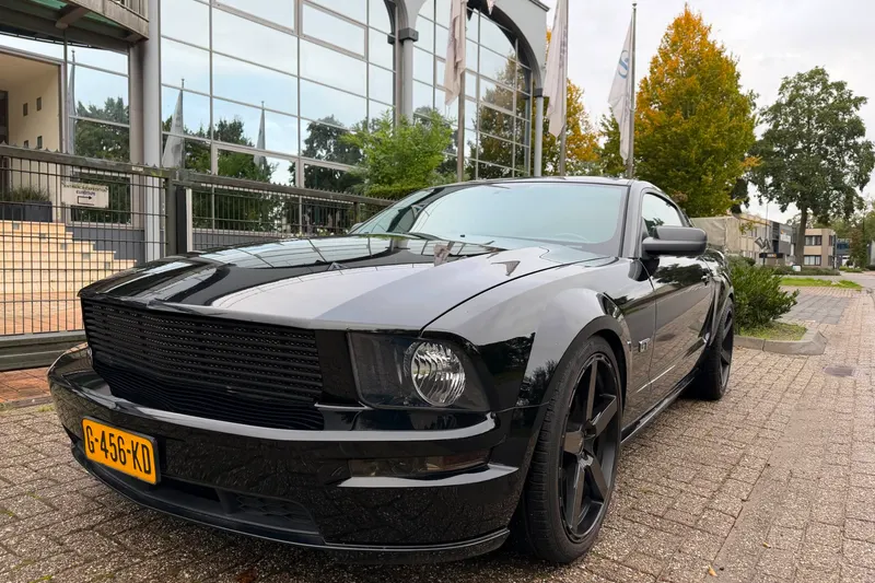 Ford Mustang (2007)