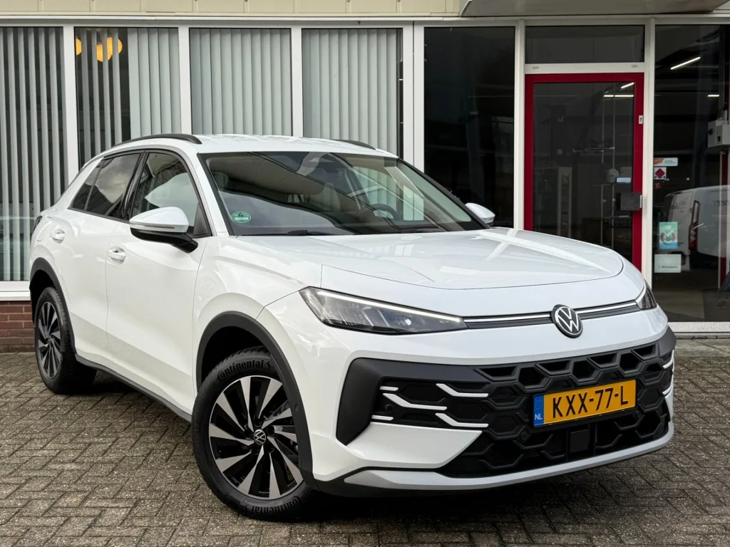 Volkswagen T-Roc (2026) — foto 1