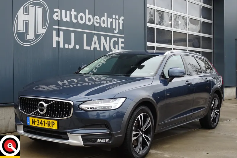 Volvo V90 Cross Country (2019)
