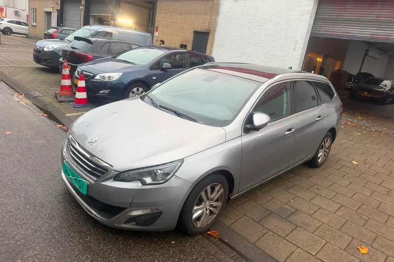 Peugeot 308 (2015)