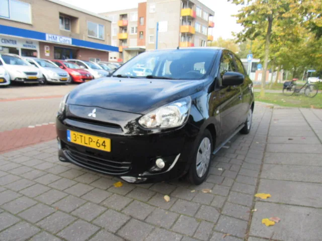 Mitsubishi Space Star (2014) — foto 1
