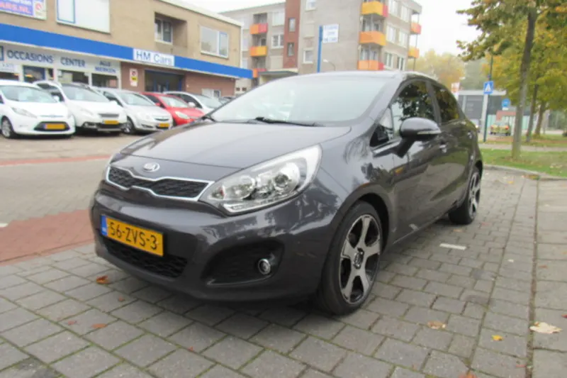 Kia Rio (2013)