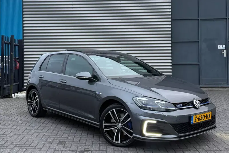 Volkswagen Golf (2018)
