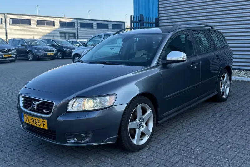 Volvo V50 (2010)