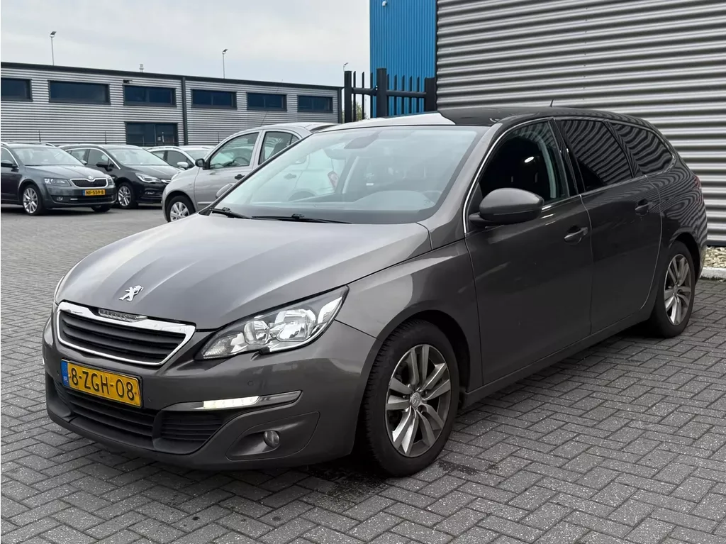 Peugeot 308 (2014) — foto 1