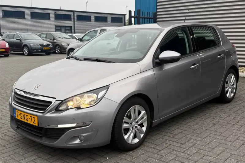 Peugeot 308 (2013)