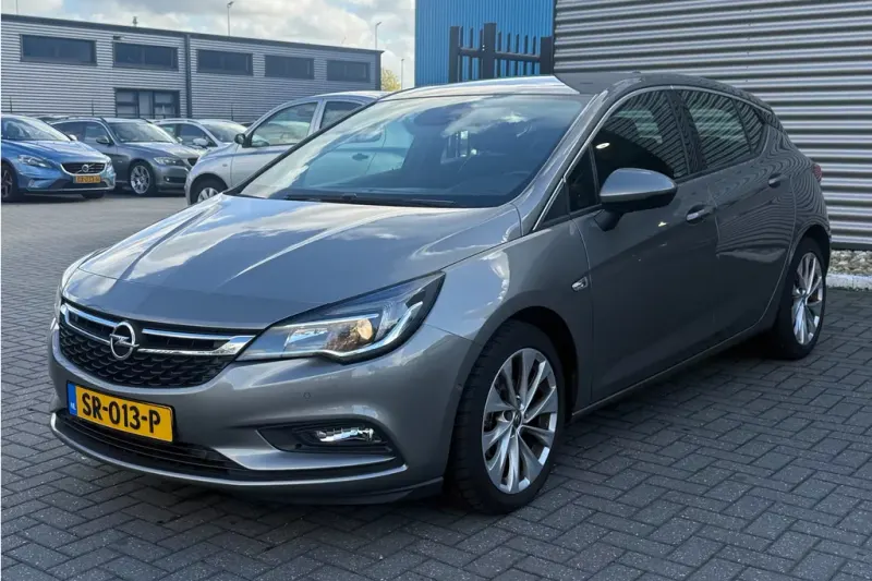 Opel Astra (2017)