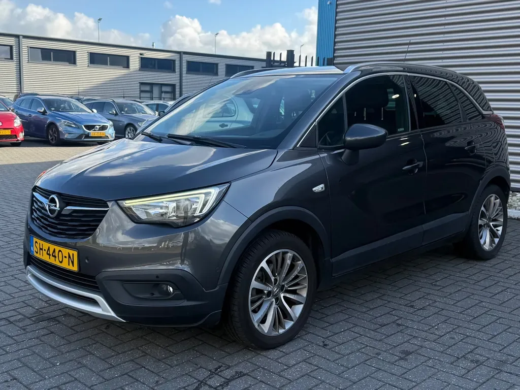 Opel Crossland (2018) — foto 1