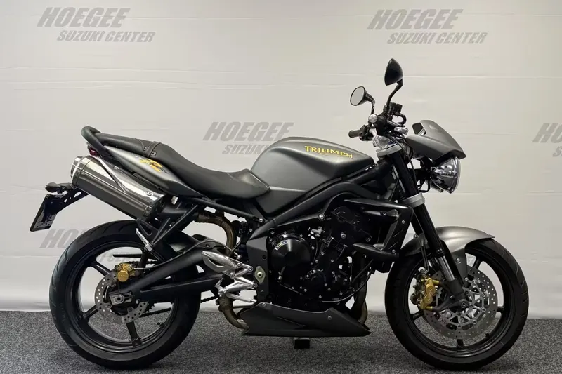 Triumph Street Triple 675 R (2010)