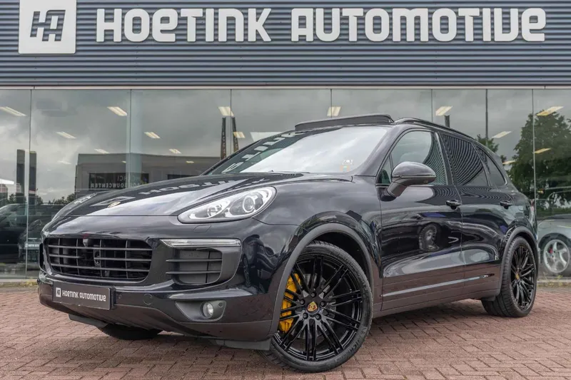 Porsche Cayenne (2016)
