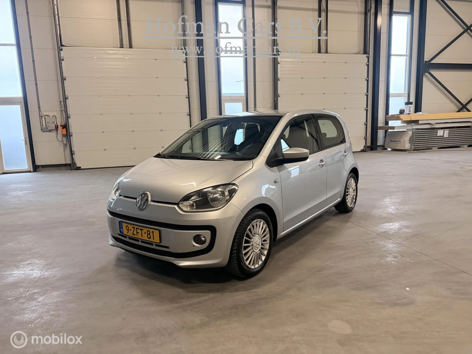 Volkswagen Up! (2015) — foto 1