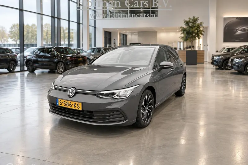 Volkswagen Golf (2023)