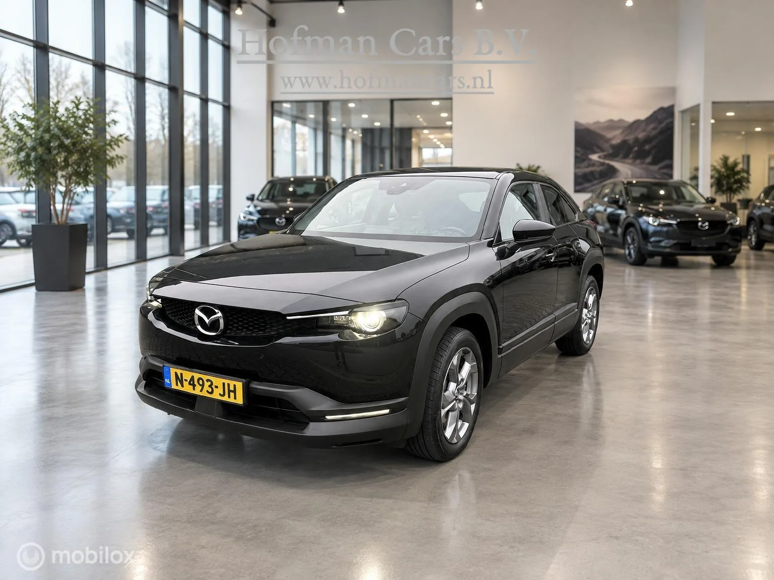 Mazda MX-30 (2021) — foto 1