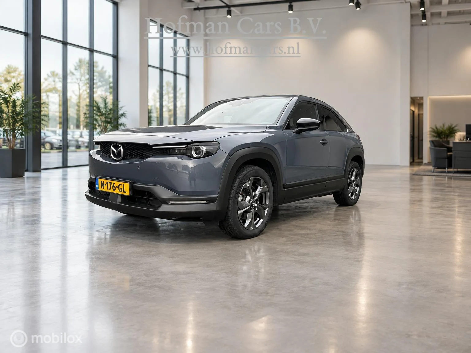 Mazda MX-30 (2021) — foto 1