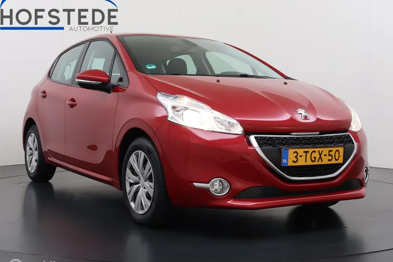 Peugeot 208 (2014)