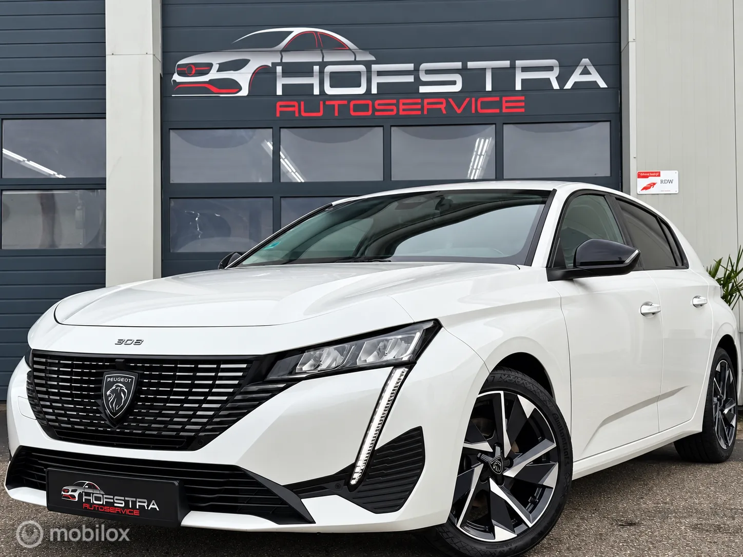 Peugeot 308 (2022) — foto 1