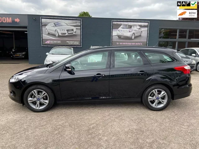 Ford Focus (2014) — foto 1