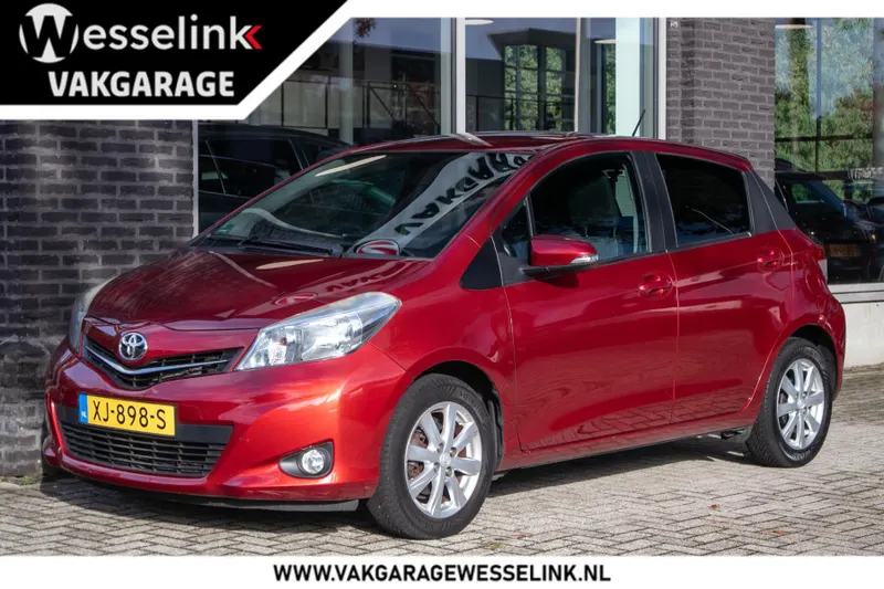 Toyota Yaris (2013)