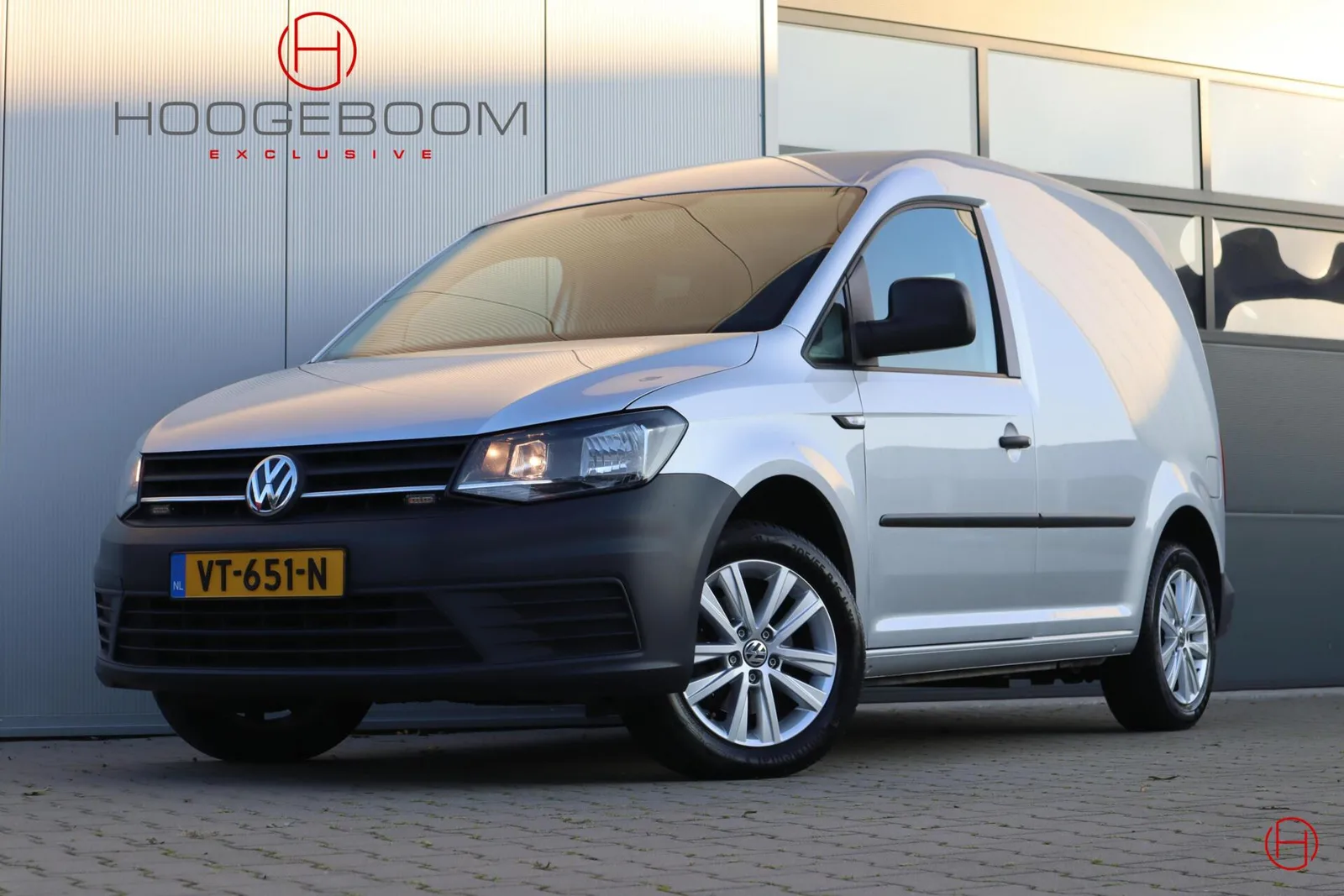 Volkswagen Caddy (2016) — foto 1
