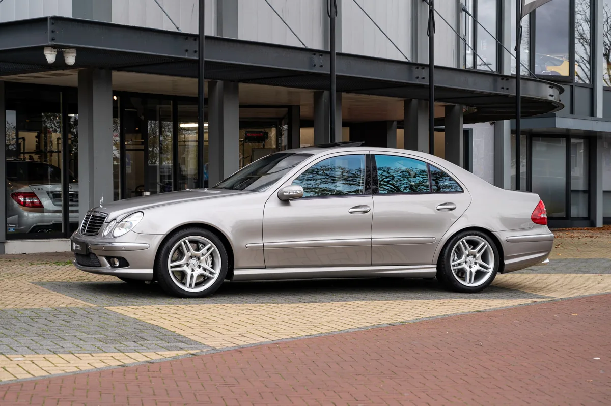 Mercedes-Benz E-Klasse (2003) — foto 1