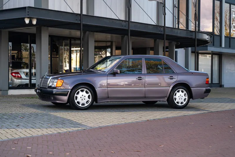 Mercedes-Benz E-Klasse (1991)
