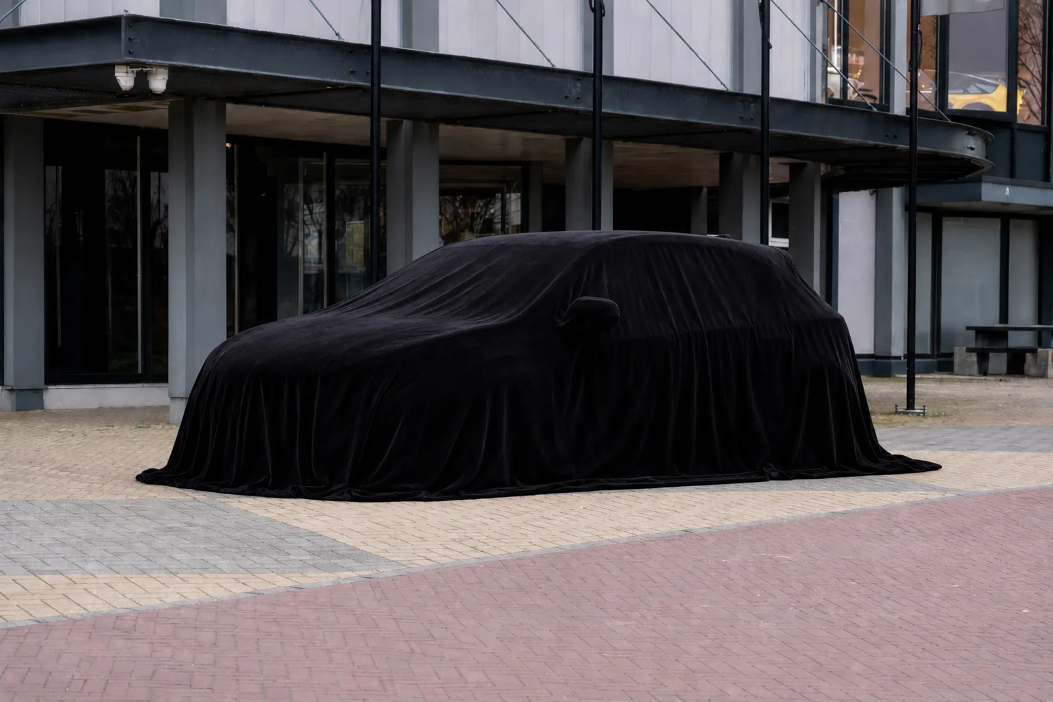 Toyota Yaris (2023) — foto 1