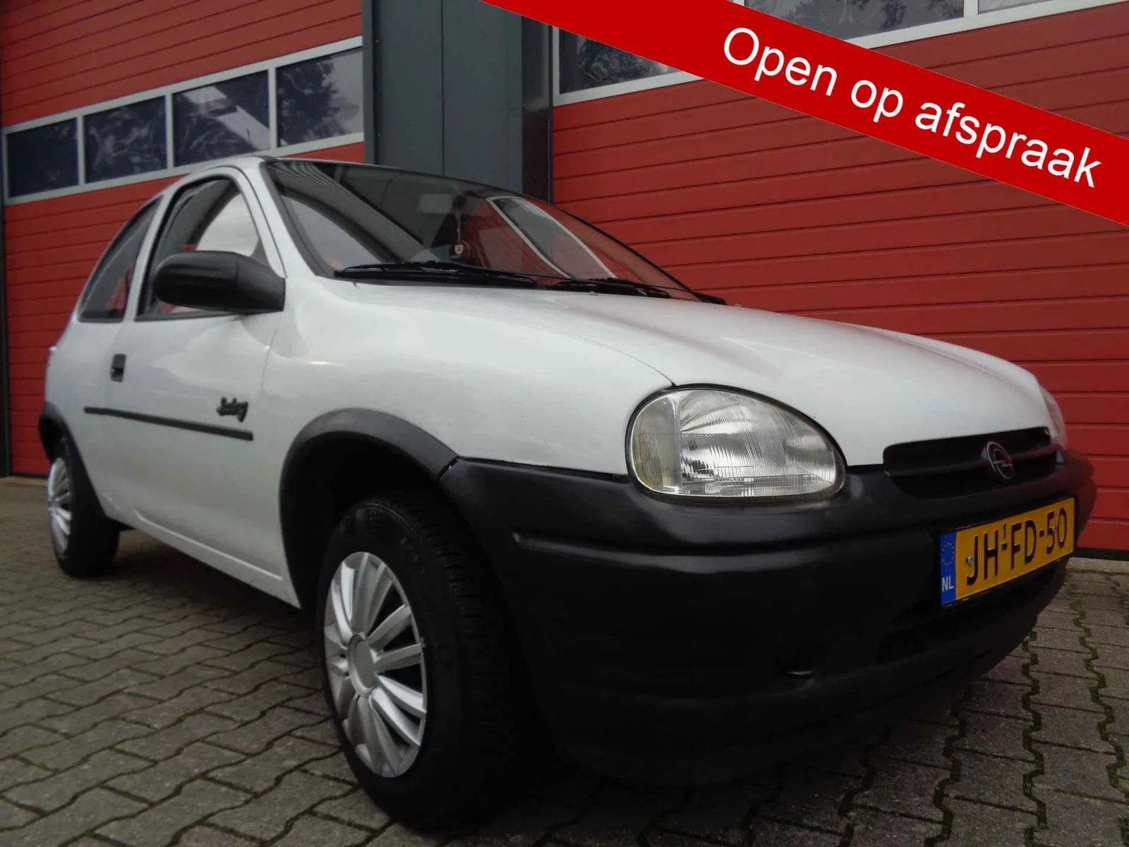 Opel Corsa (1994) — foto 1