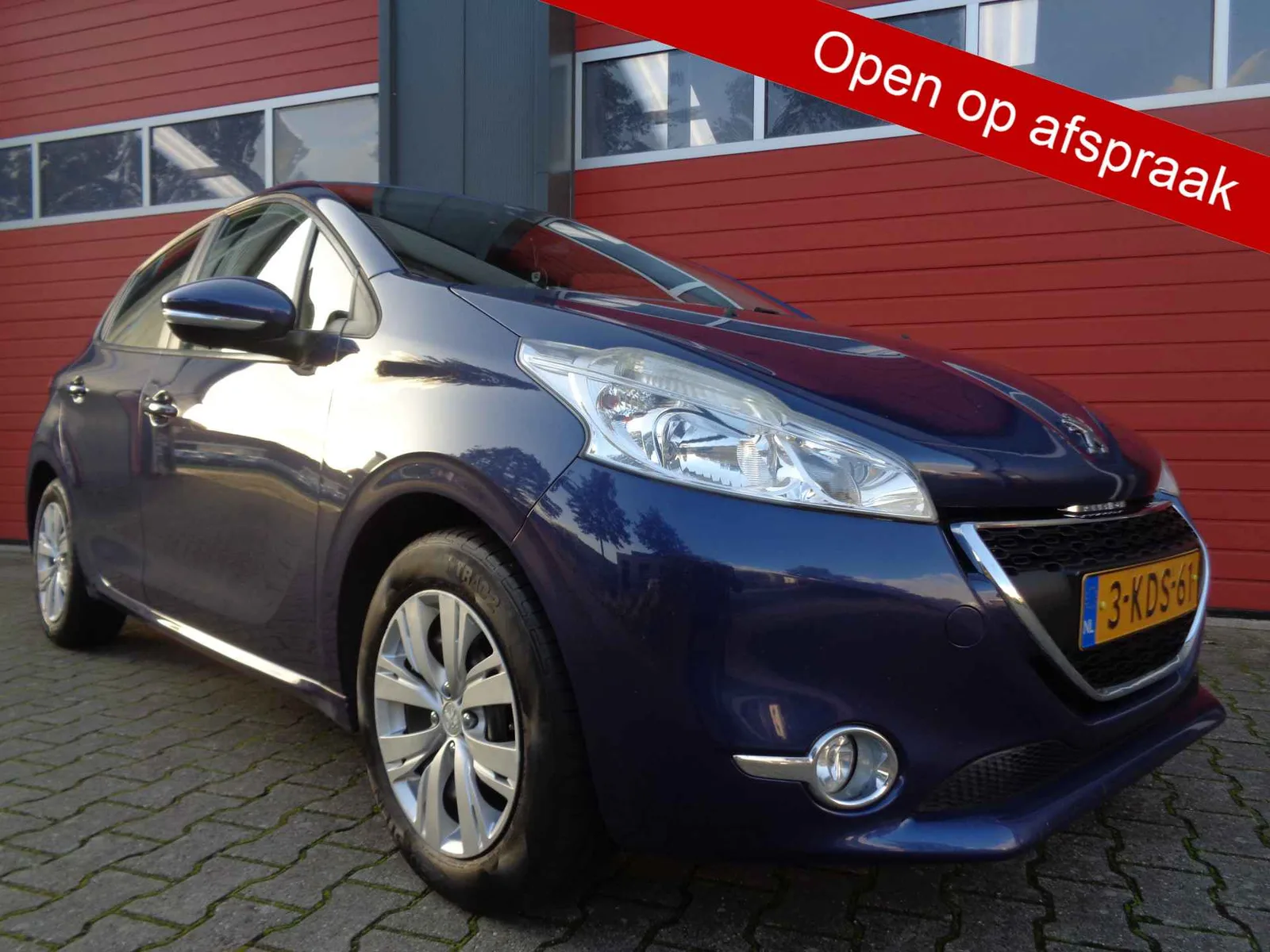 Peugeot 208 (2013) — foto 1