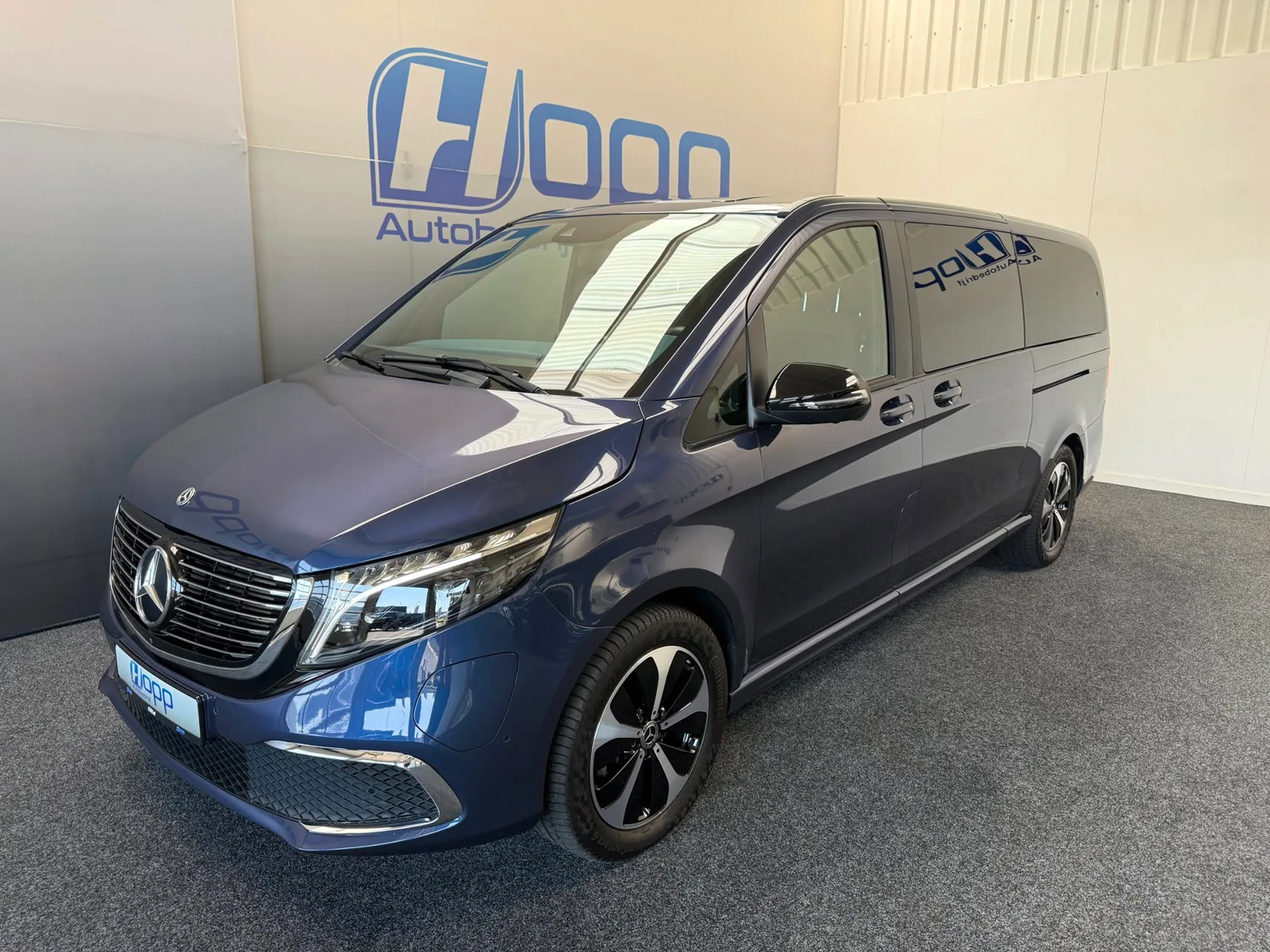 Mercedes-Benz EQV (2024) — foto 1