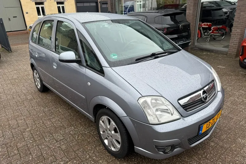 Opel Meriva (2008)