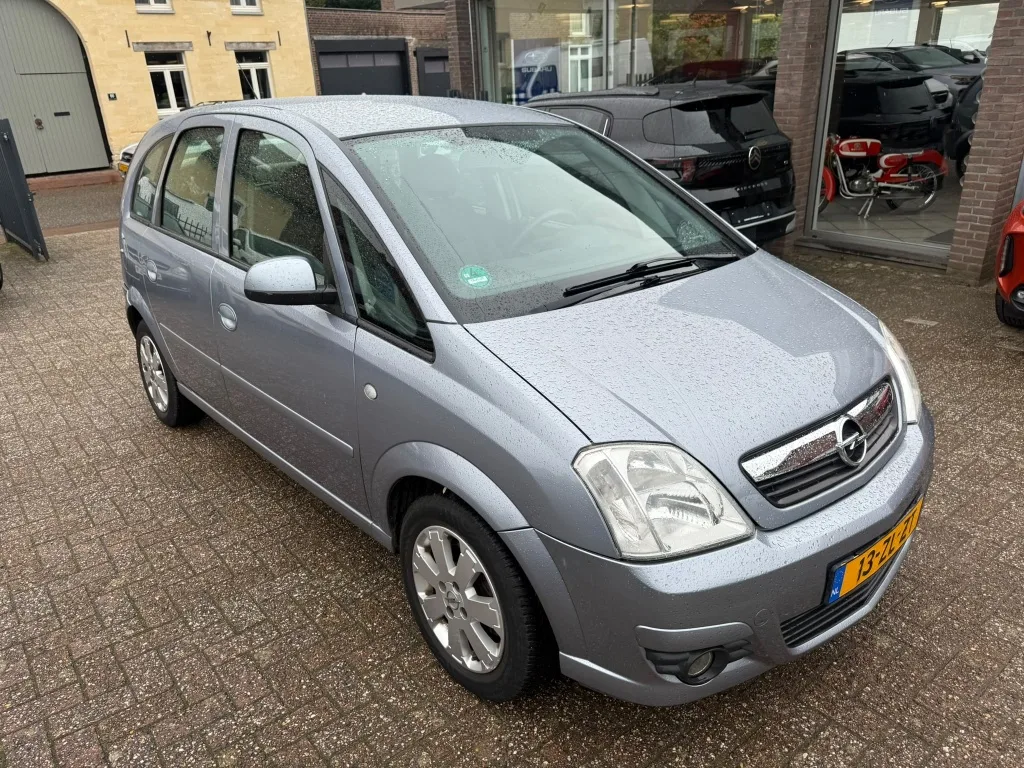 Opel Meriva (2008) — foto 1