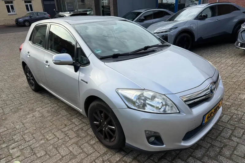 Toyota Auris (2011)