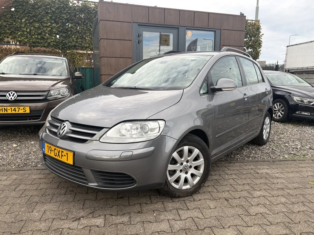 Volkswagen Golf Plus (2008) — foto 1