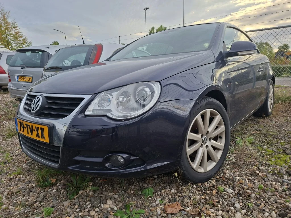 Volkswagen Eos (2007) — foto 1