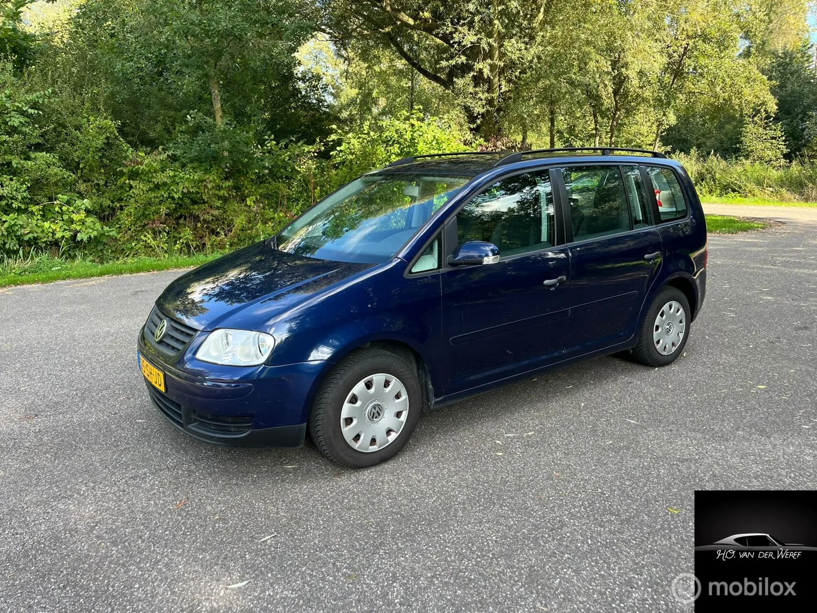 Volkswagen Touran (2006) — foto 1