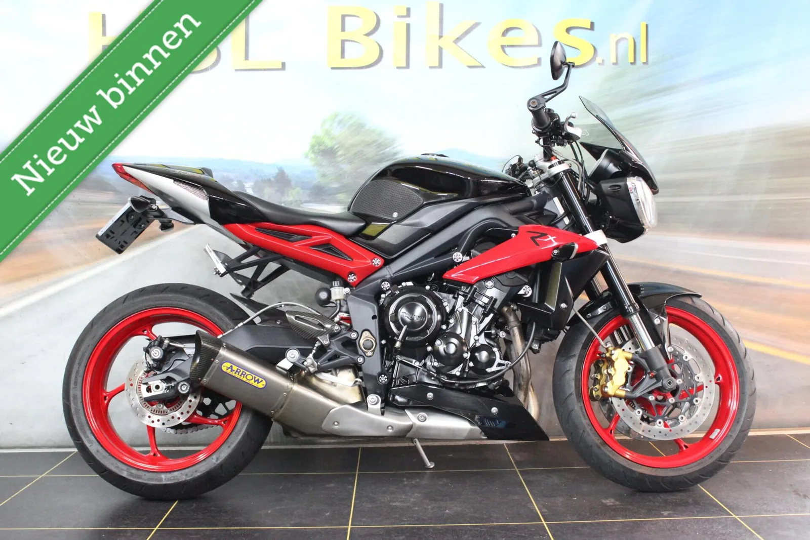Triumph Street Triple (2017) — foto 1