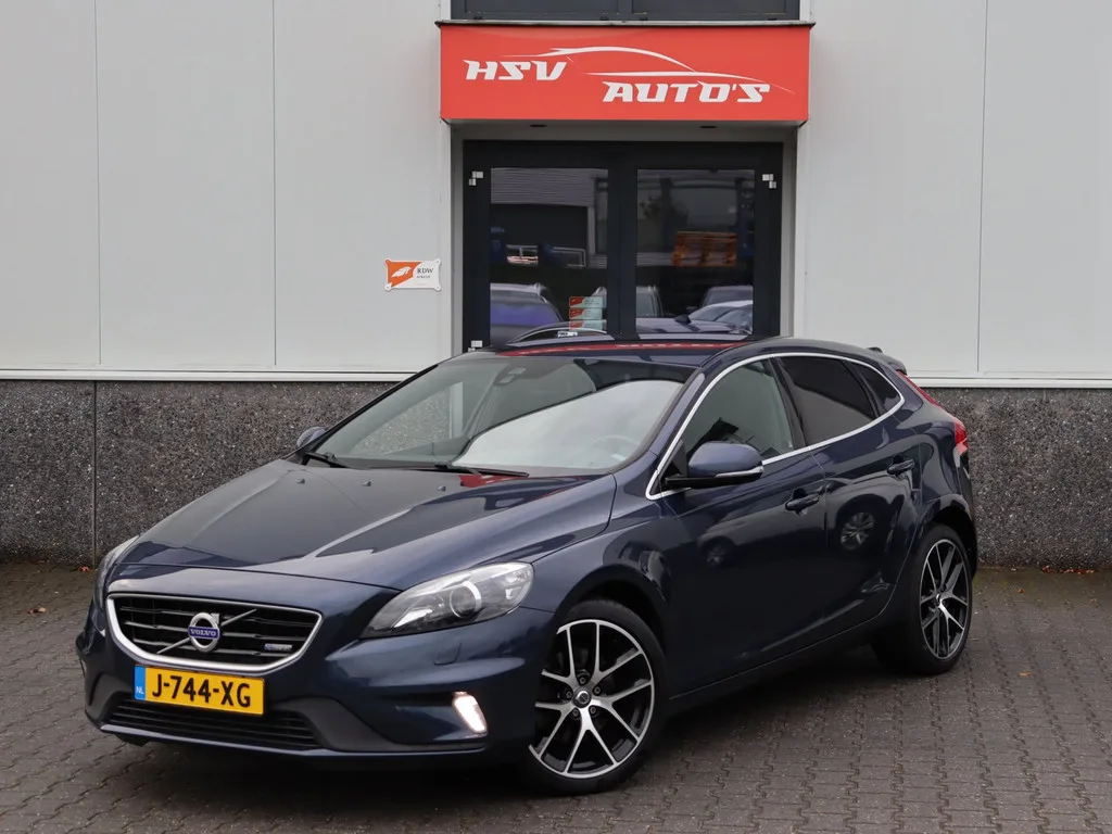 Volvo V40 (2015) — foto 1