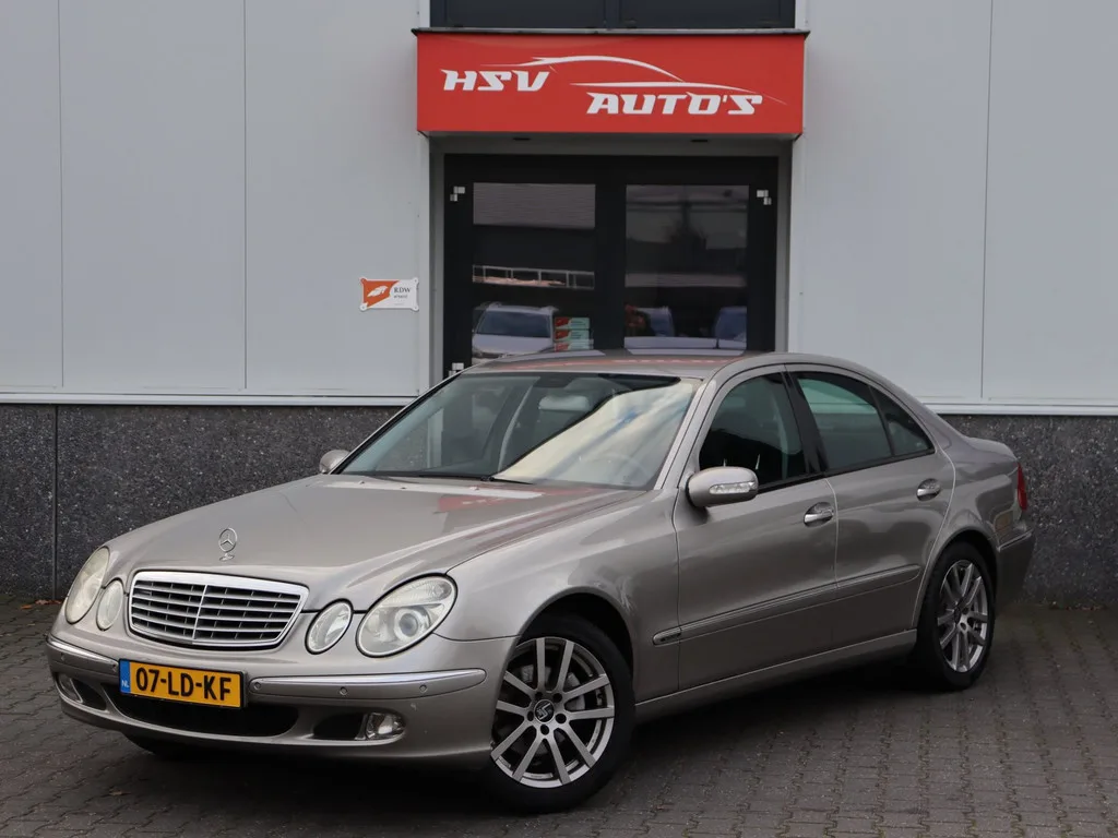 Mercedes-Benz E-Klasse (2002) — foto 1