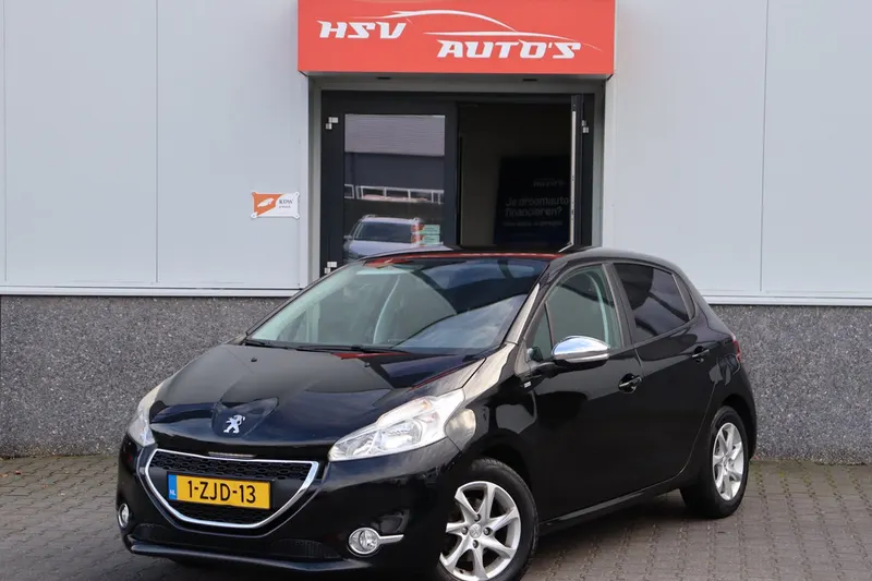 Peugeot 208 (2015)
