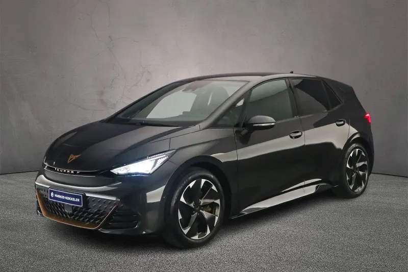 CUPRA Born (2023)
