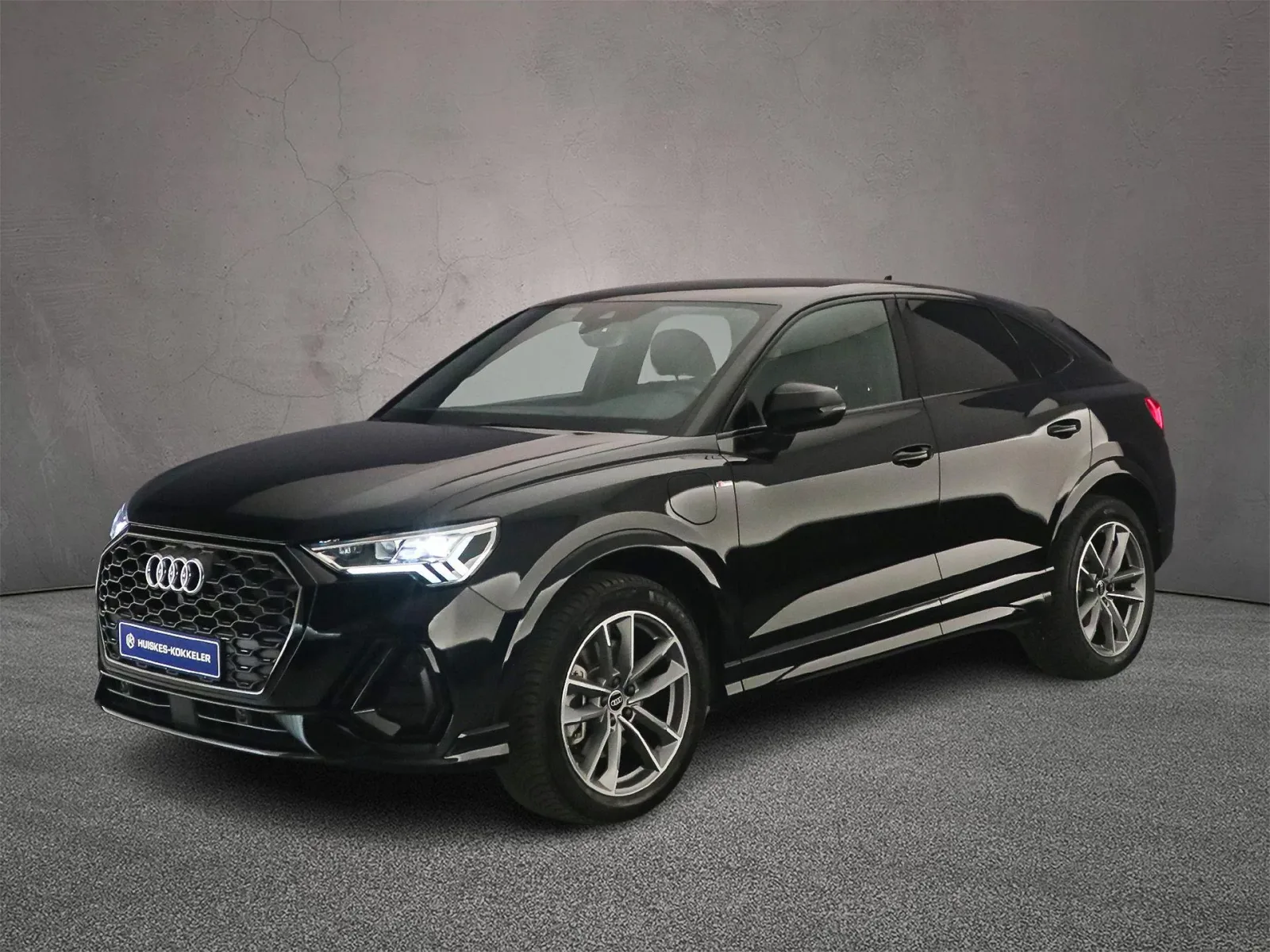 Audi Q3 Sportback (2023) — foto 1