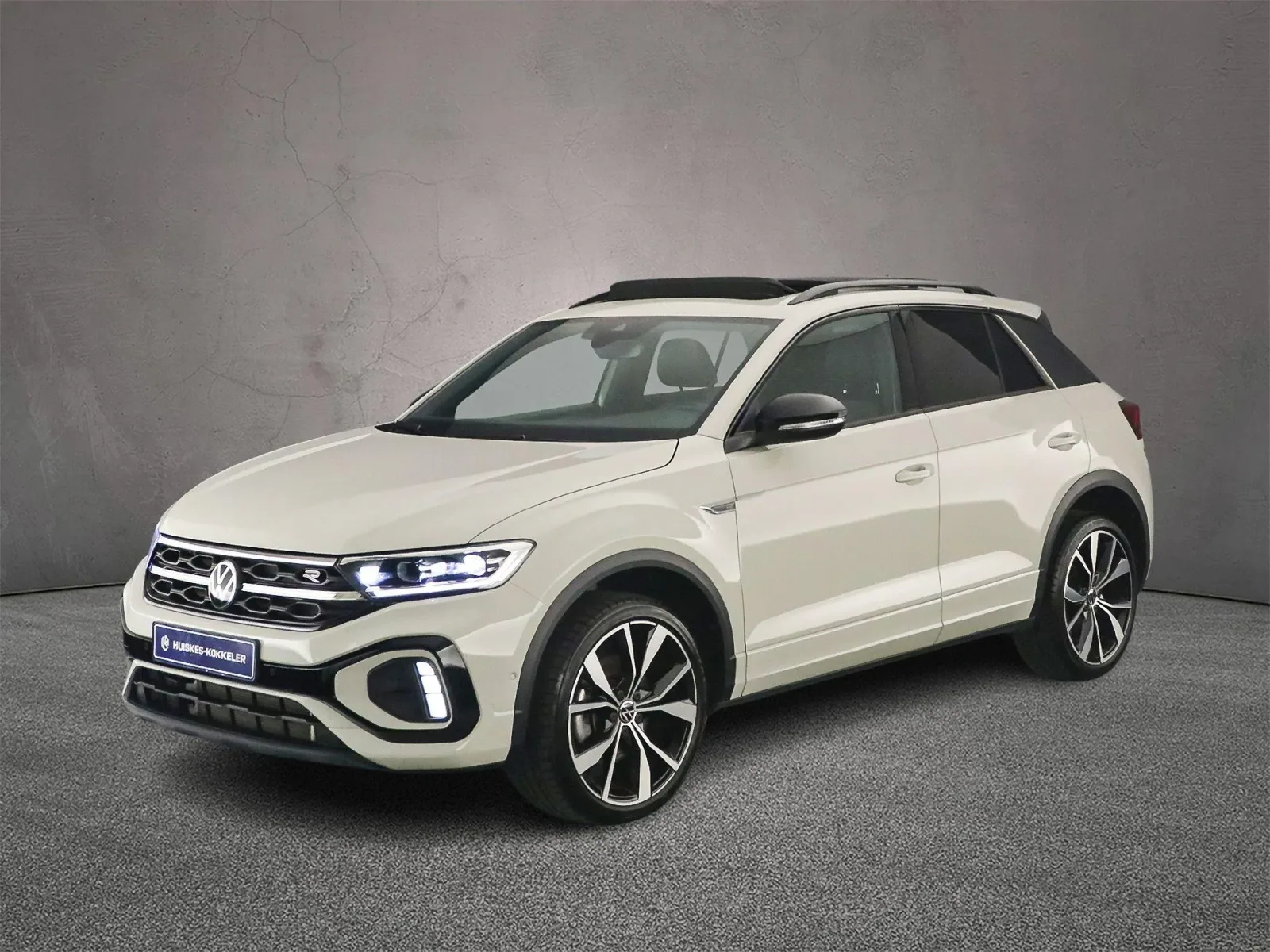Volkswagen T-Roc (2025) — foto 1