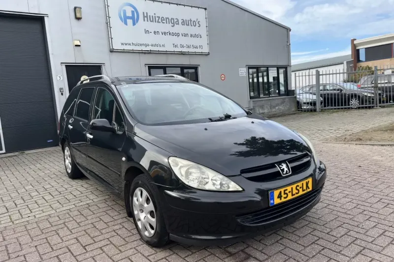 Peugeot 307 (2003)