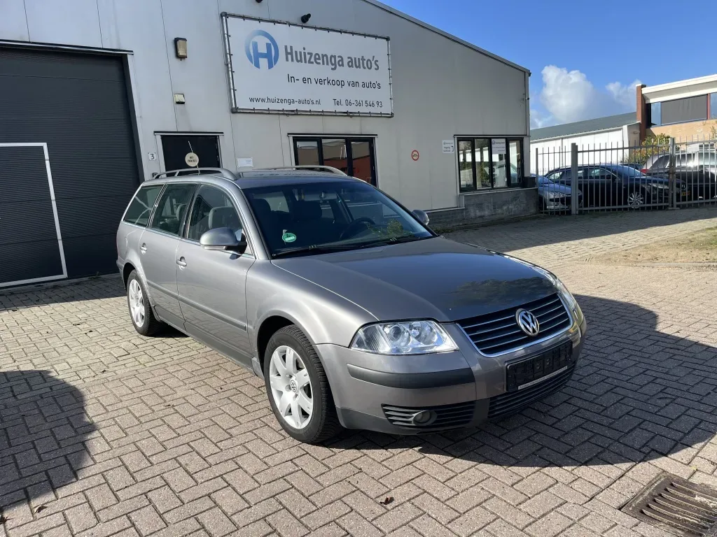 Volkswagen Passat (2005) — foto 1