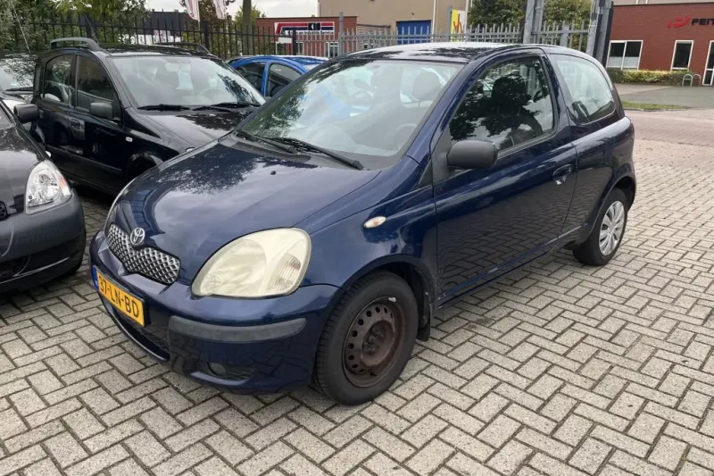 Toyota Yaris (2003)