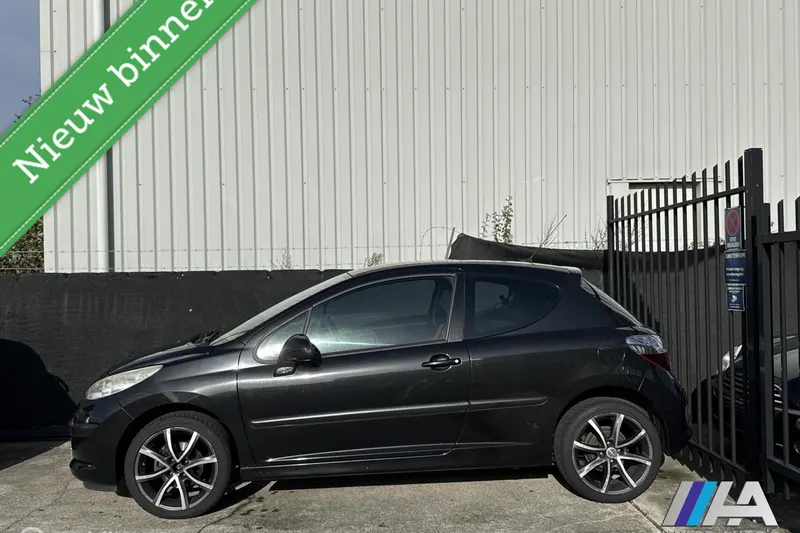 Peugeot 207 (2007)