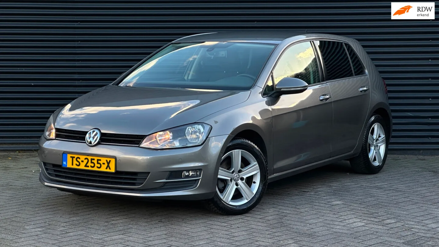 Volkswagen Golf (2013) — foto 1
