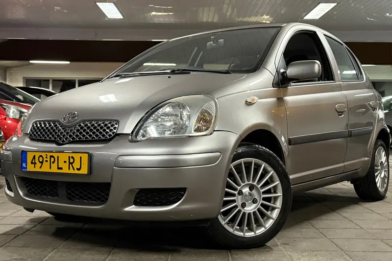 Toyota Yaris (2004)